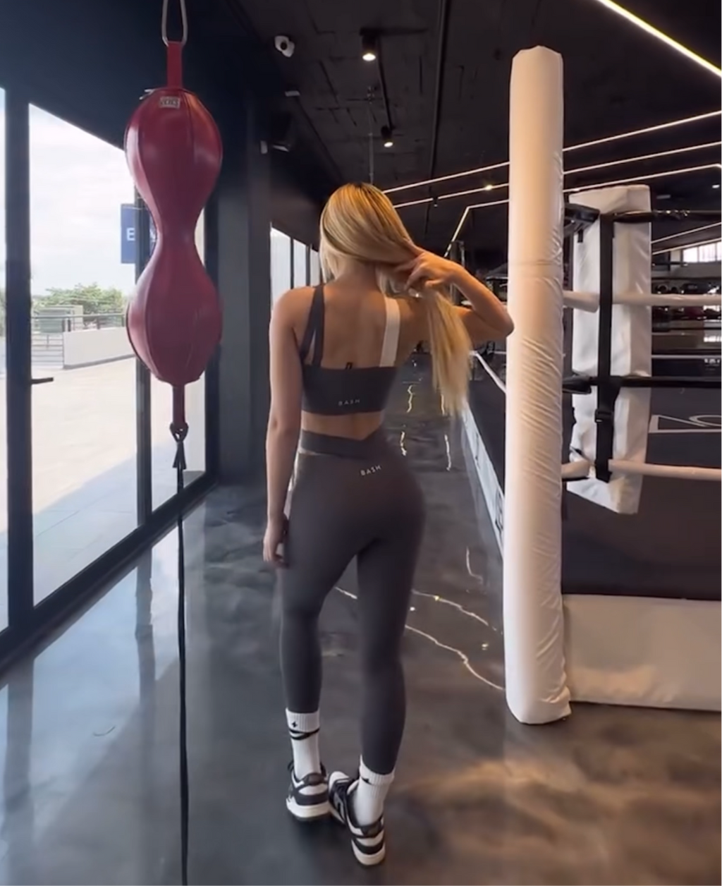 CROSSED SET