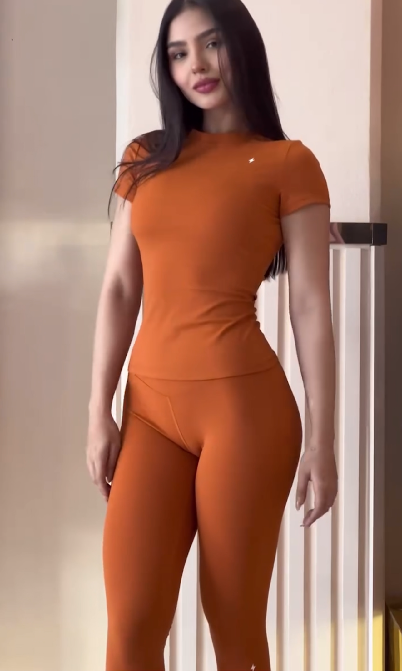 BODY T-SHIRT